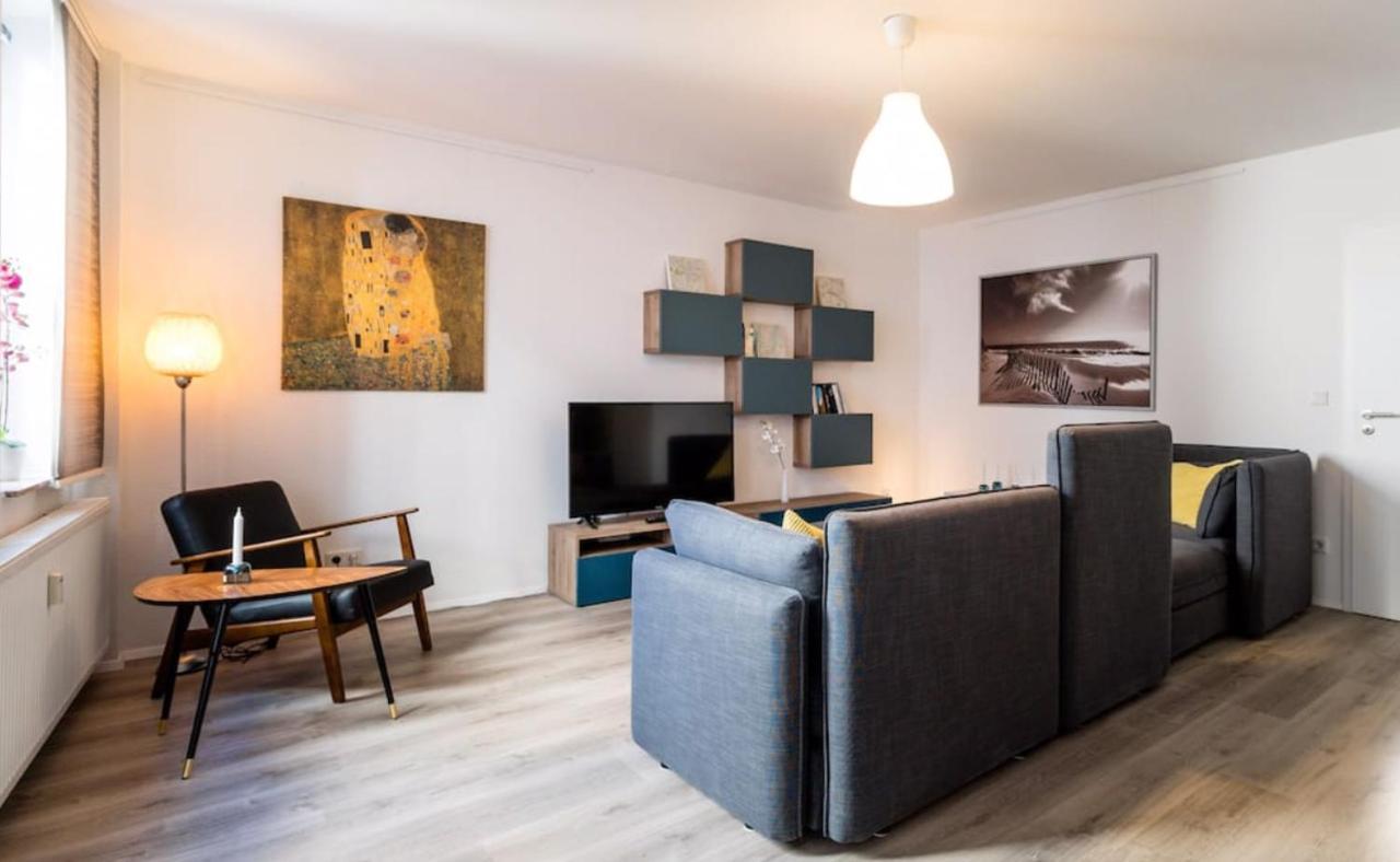 Homefy Oldtown - 6 People - 2 Bath - Balcony - Location * Dusseldorf